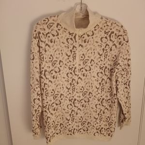Aerie women's quarter zip leopard cream colored sweater